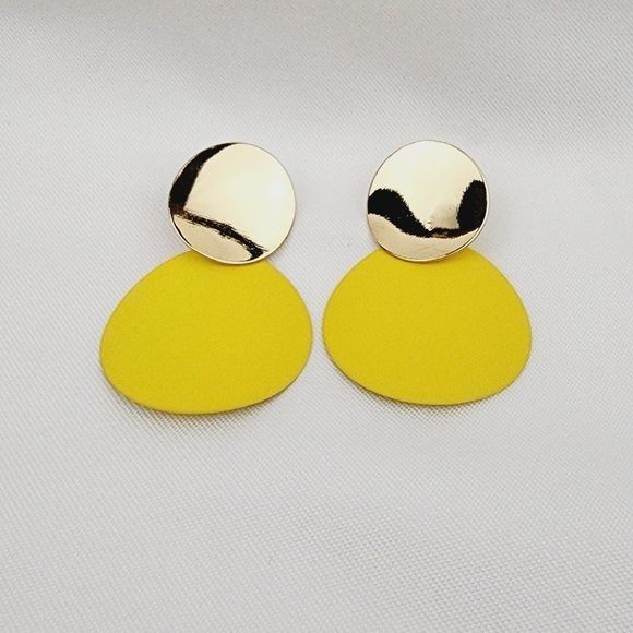 Chic Minimalist Dangle Fashion Earrings - Picture 4 of 6